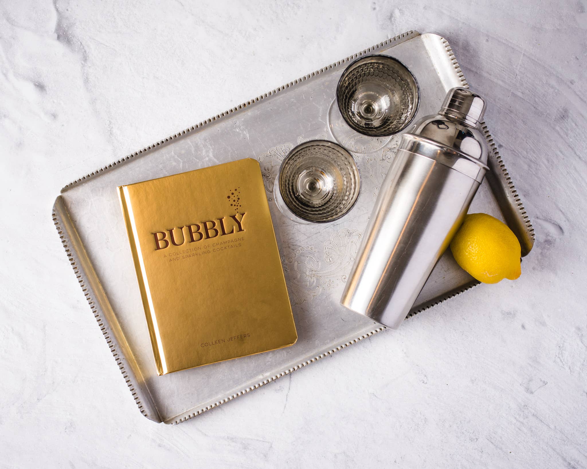 Bubbly: A Collection of Champagne and Sparkling Cocktails