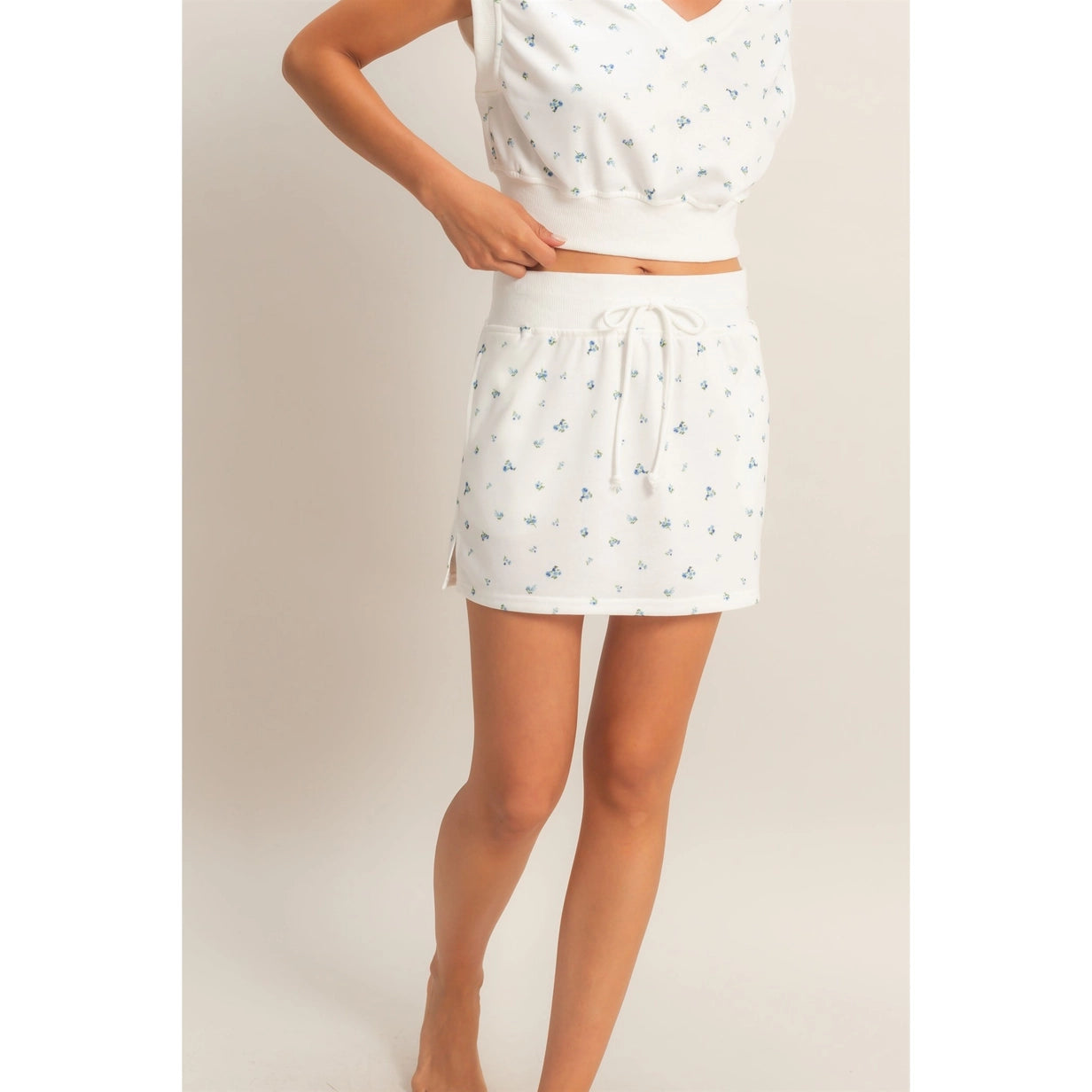 Floral Mini Skirt - White/Blue