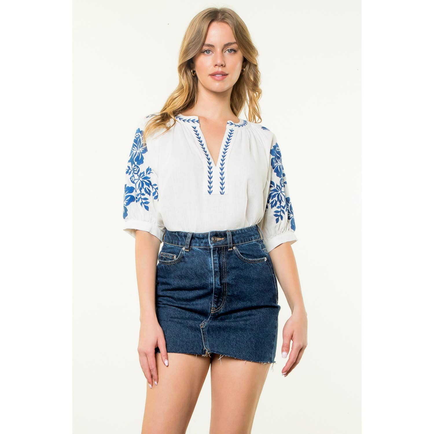 Embroidered Puff Sleeve Top - White