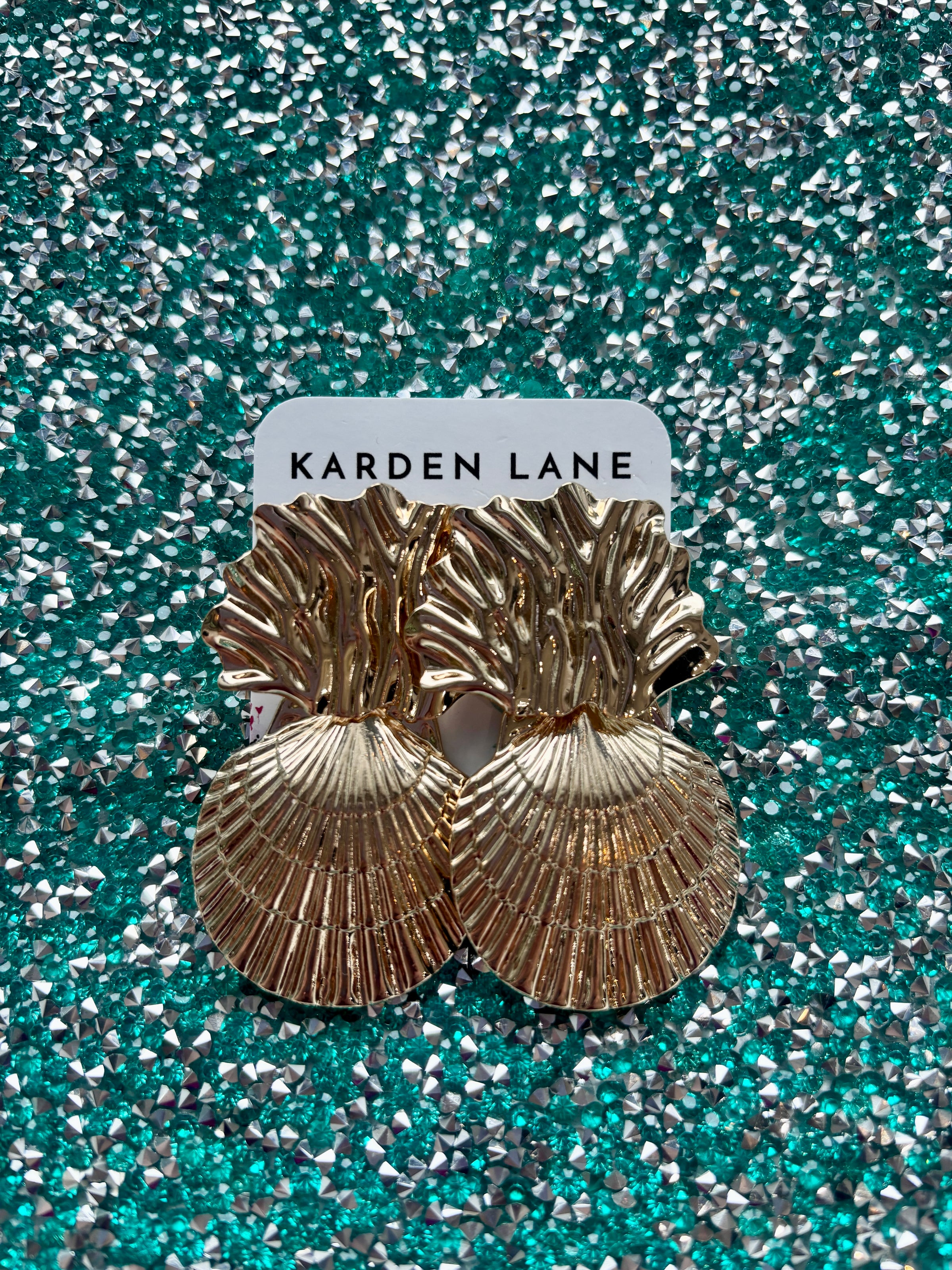 Seashell Earrings - Gold