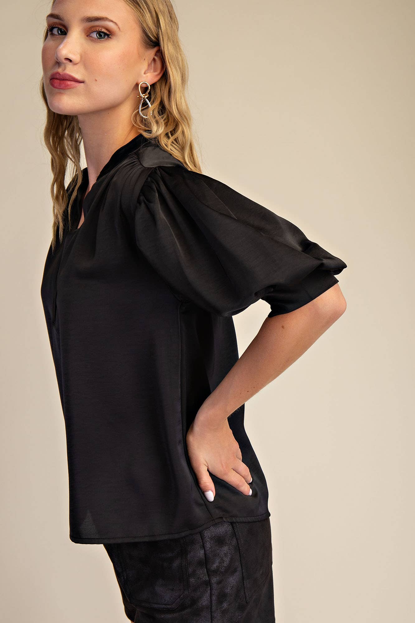 Marissa Puff Sleeve Blouse - Black