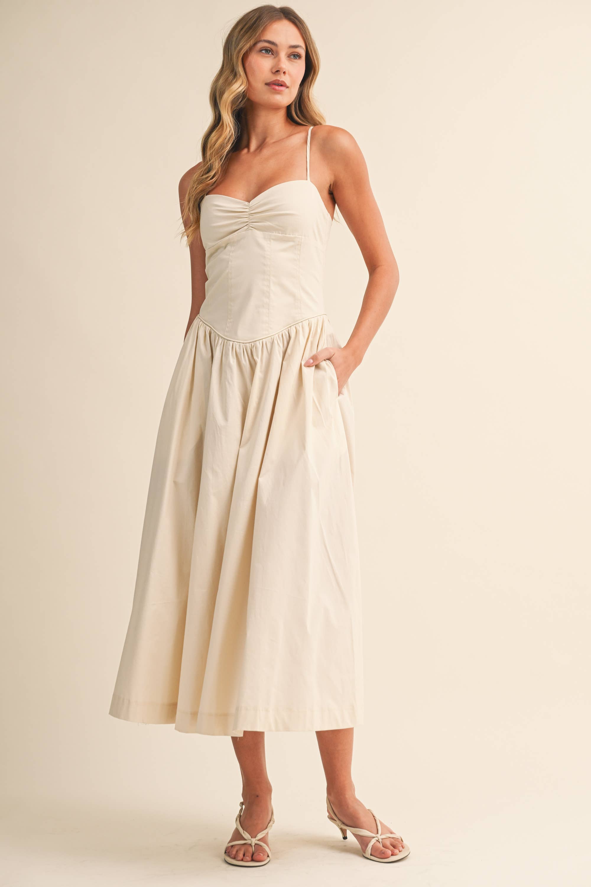 Popline Sweetheart Midi Dress - Beige