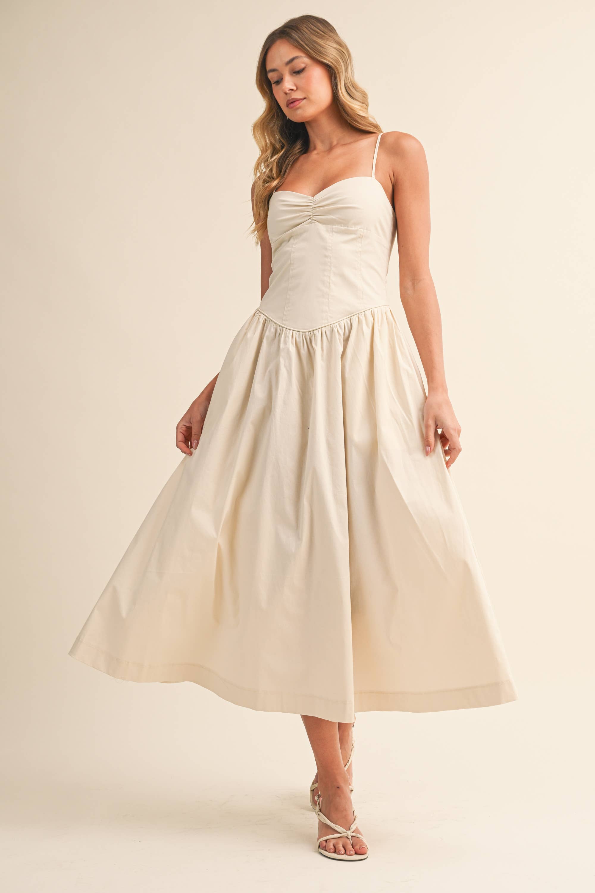 Popline Sweetheart Midi Dress - Beige