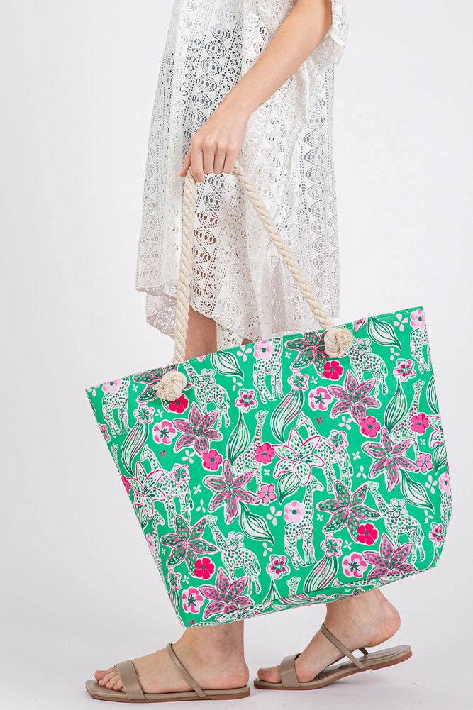 Giraffe Beach Tote - Green