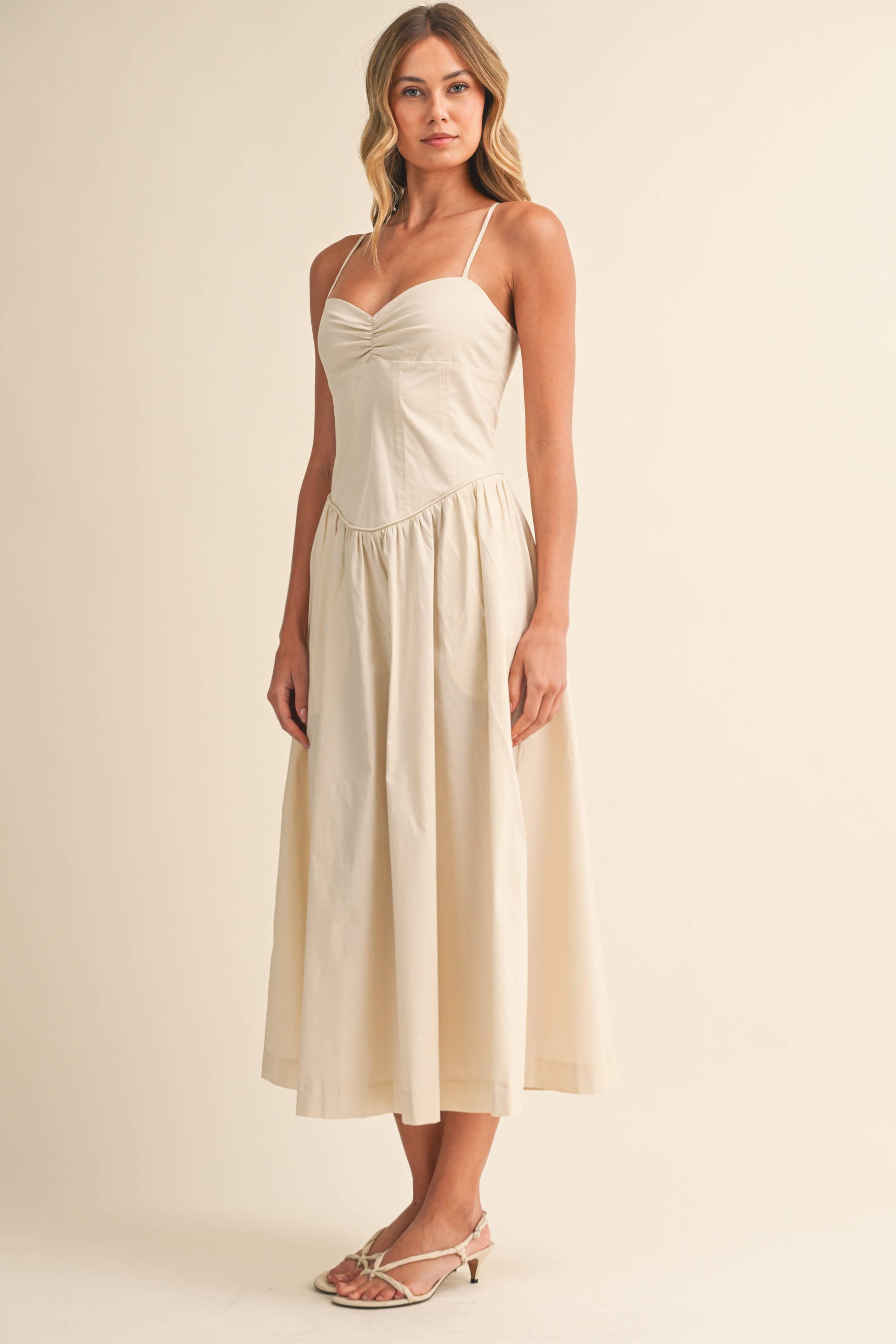 Popline Sweetheart Midi Dress - Beige
