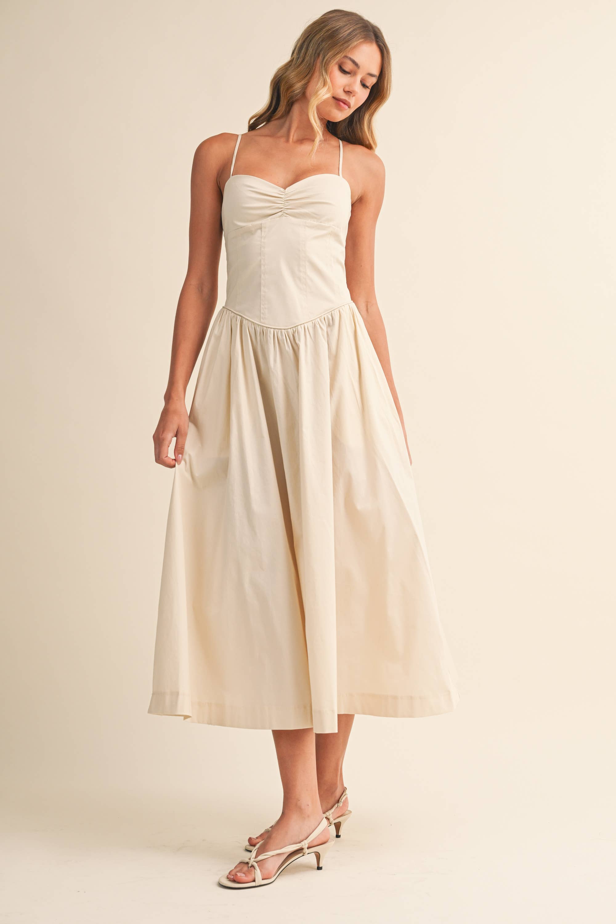 Popline Sweetheart Midi Dress - Beige