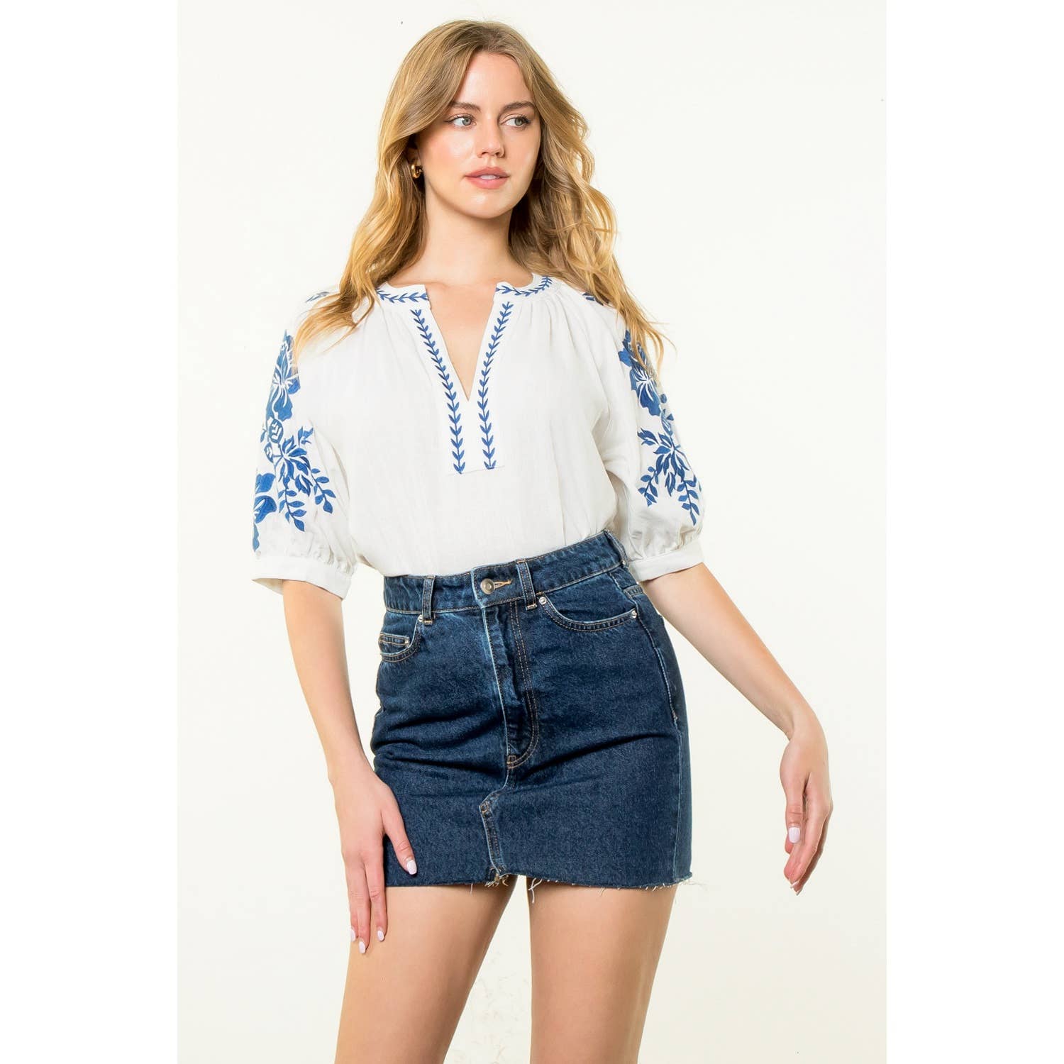 Embroidered Puff Sleeve Top - White