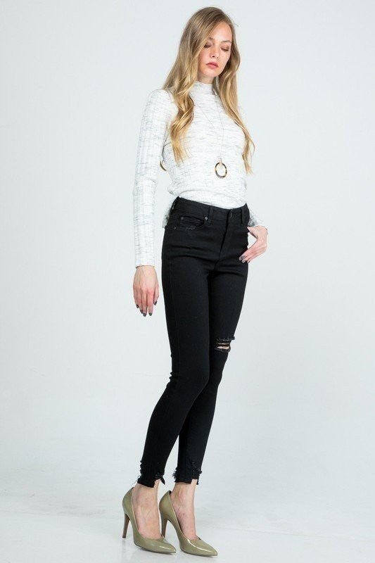 Distressed High Rise Jeans