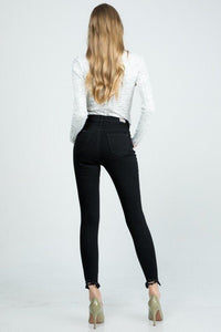 Distressed High Rise Jeans