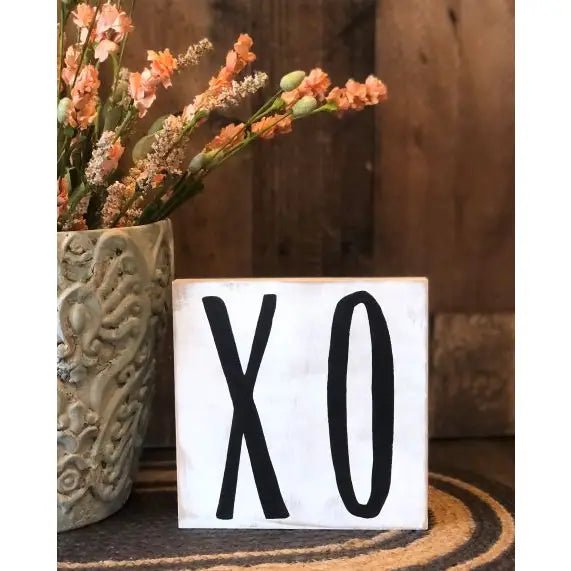 XO Wooden Sign