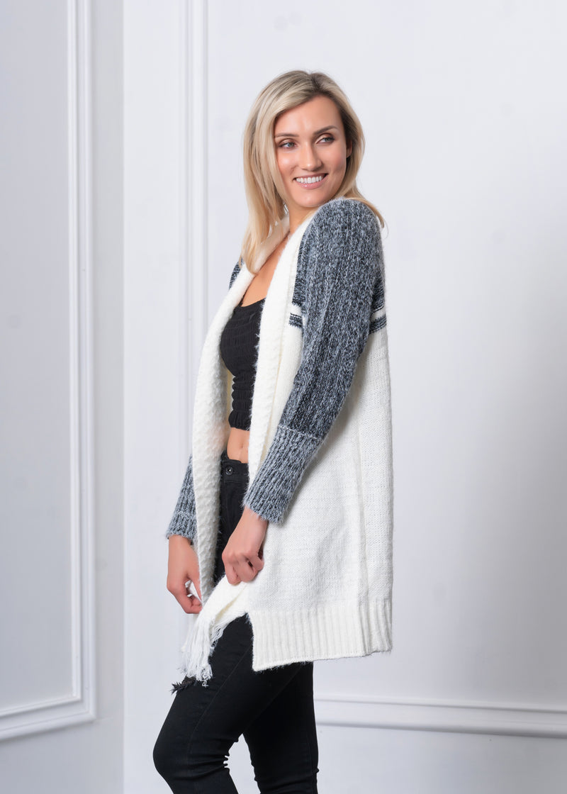 Distressed High Rise Jeans