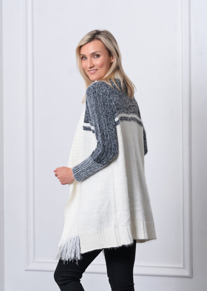 Distressed High Rise Jeans