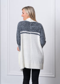 Distressed High Rise Jeans