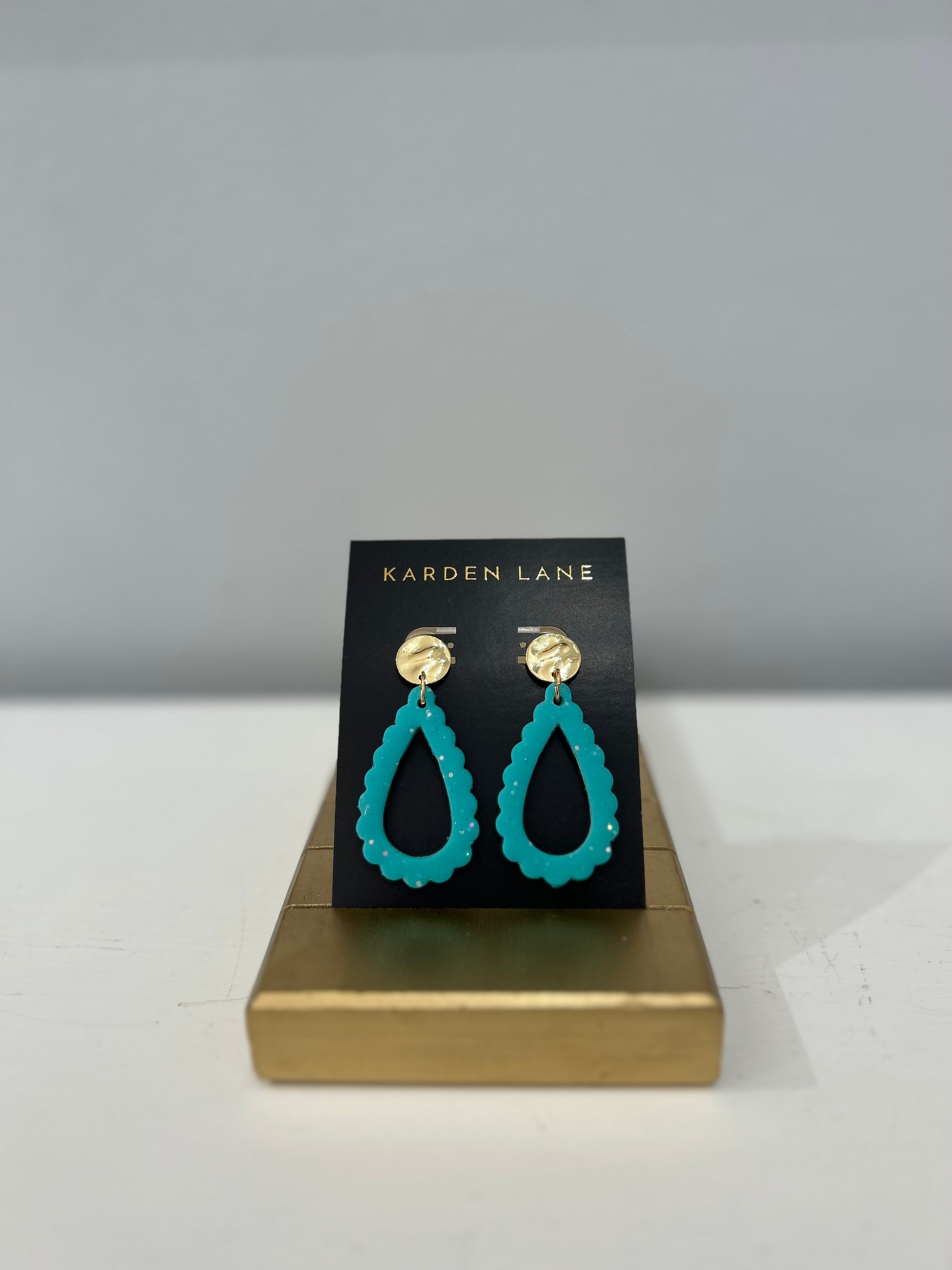 Scallop Edge Teardrop Earrings